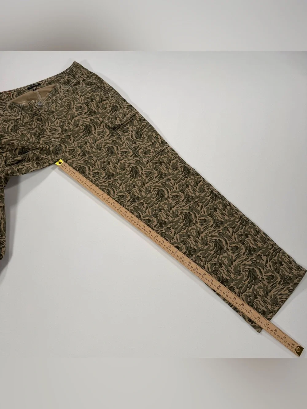 NWT True Religion Mens Size 34x32 Abstract Camo SN Cargo Pants Swirl Green $129